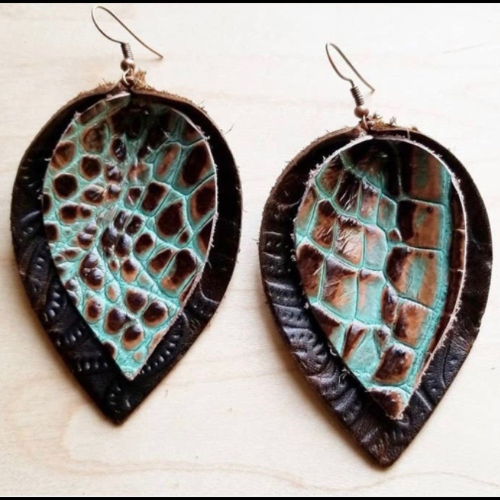 Leather double stacked earrings Brwn  @ Turquoise